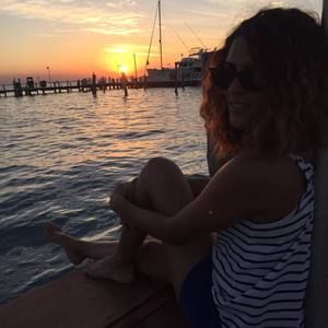 Meet your Posher, Carla